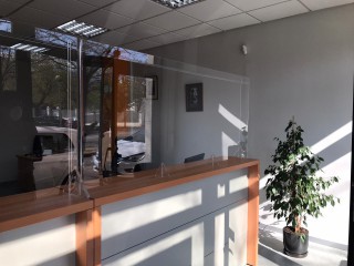 Mamparas-de-seguridad-COVID