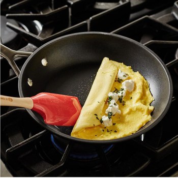 SARTEN BAJA ANTIADHERENTE LE CREUSET2.jpg