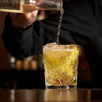VASO HOBSTAR TALLADO1.jpg